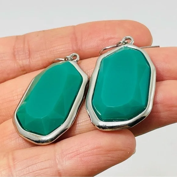 Christmas Earring Drop Dangle Green Big Statement Oval Party Costume Modern New - Picture 8 of 9